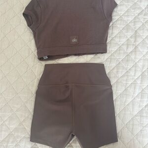 ALO Yoga Cocoa Top and Shorts Set